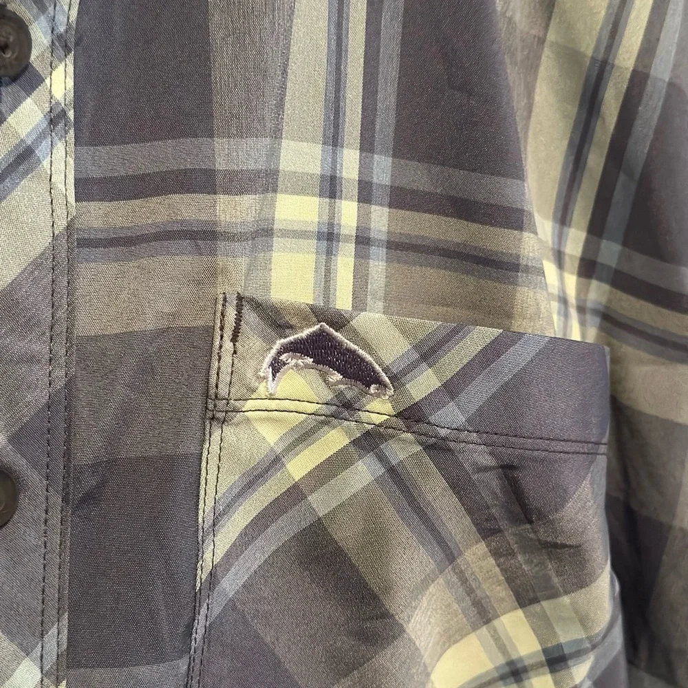 Simms Men's Outpost Short Sleeve Fishing Shirt Size medium Plaid